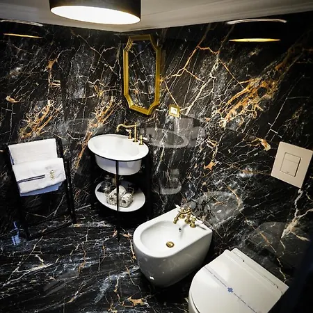 Momarooms B&B 나폴리