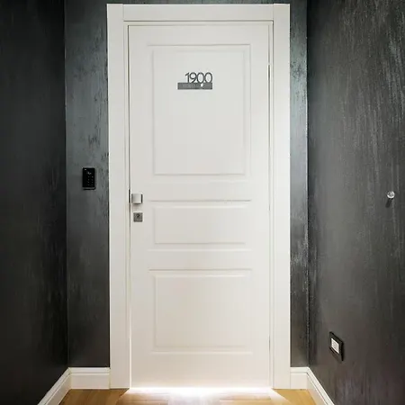 Momarooms Νάπολη