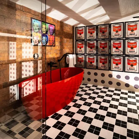 Bed and Breakfast Momarooms