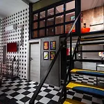 Momarooms Bed and Breakfast