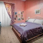 Momarooms Bed and Breakfast 4*