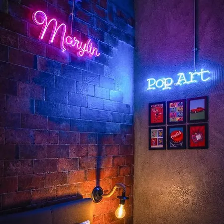 Momarooms לינה וארוחת בוקר